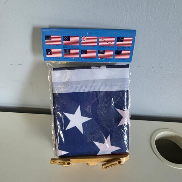 NWT USA Flag 3' x 5' - Picture 3 of 3